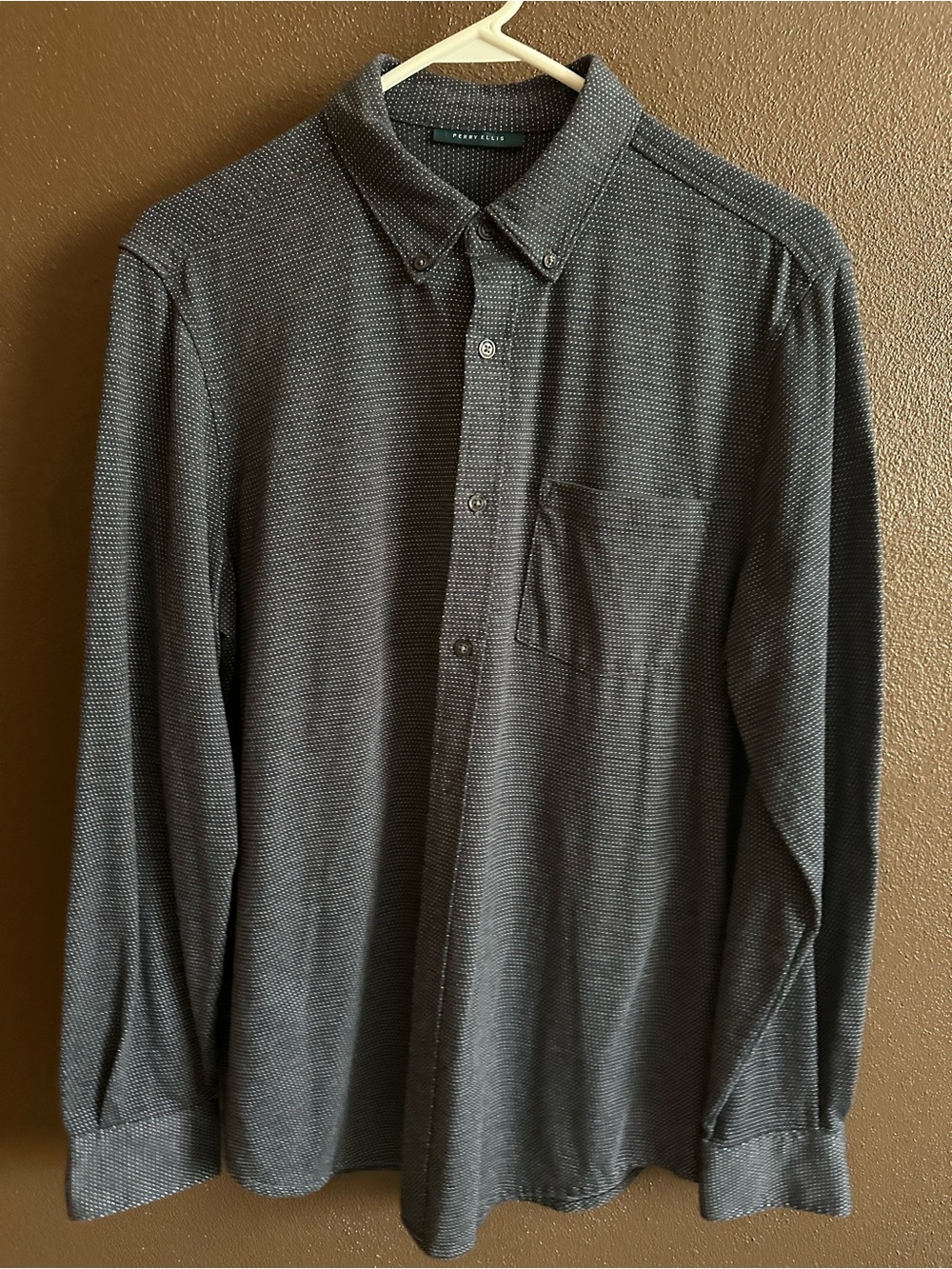 Perry Ellis Men's Button-Down Shirt - Charcoal